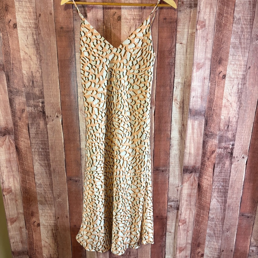 Lelis Pale Pink Midi Dress Size Medium‎